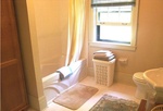 East Room 4-piece ensuite