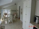 Kitchen table w/view of back garden