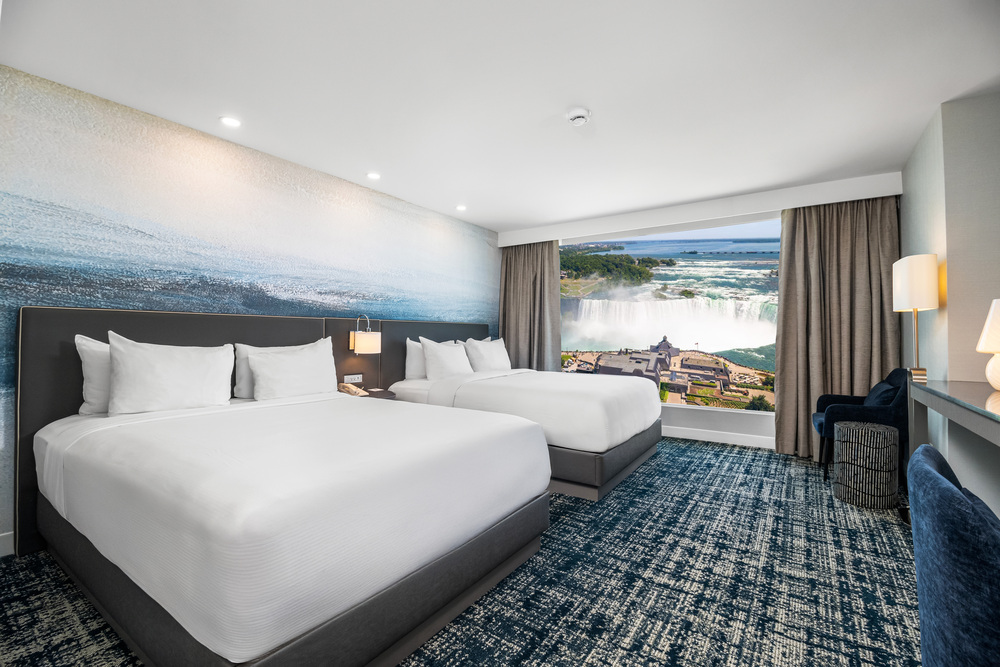 Premium whirlpool Fallsview suite.