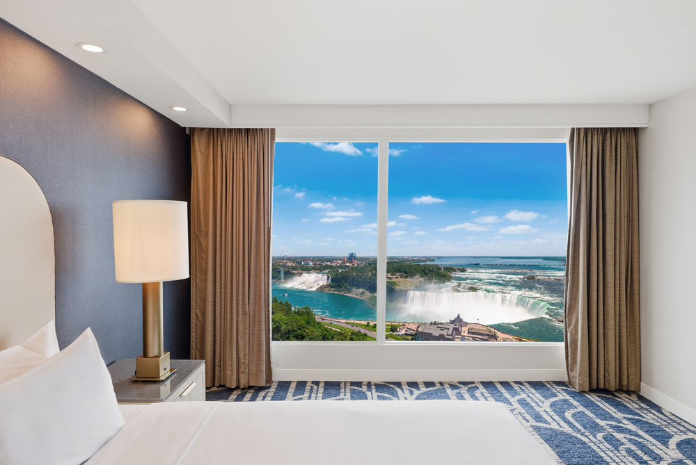 The Lincoln   4 Beds With 2 Bathrooms Premium Fallsview Suite   Floor 32