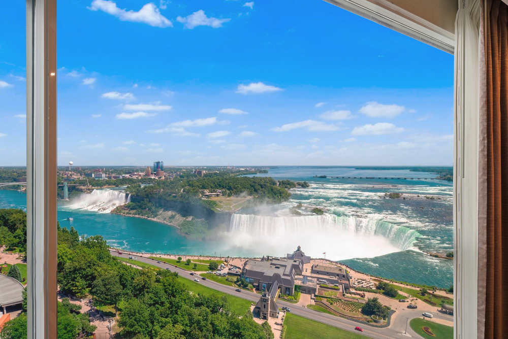 Premium Fallsview Suite | Two Queen Beds |(High Floor) view 1.