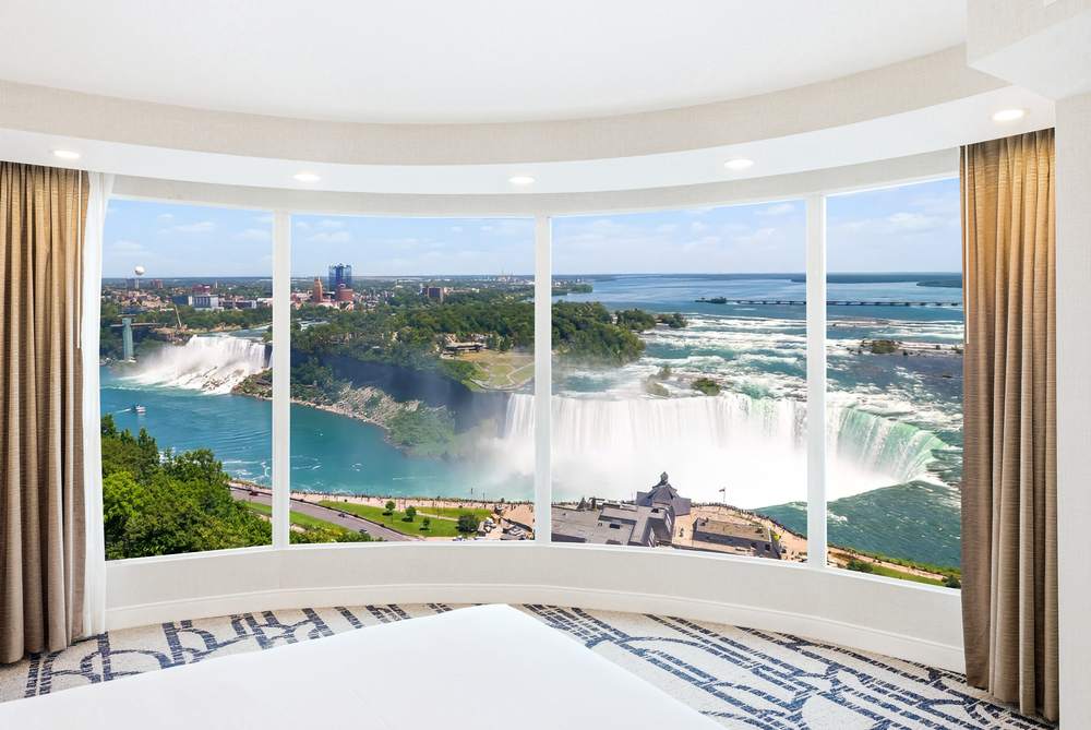 The Family Presidential Suite | Panoramic Premium Fallsview view 1.