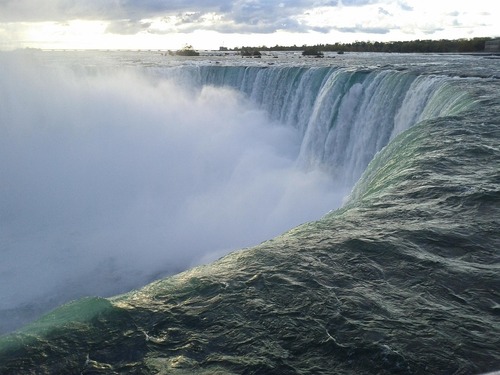 5 Reasons To Plan Your Niagara Falls Vacation Around A Guided Tour