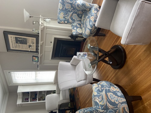 Guests sitting room