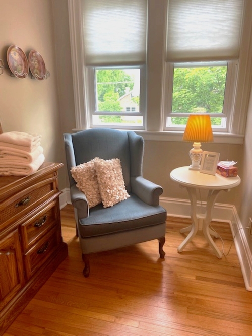 Queen Room Two Sitting Area