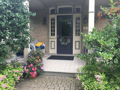 Cottage on Caledonia Front Door