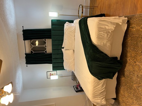 Greenroom Suite Thumbnail