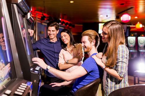 Ramada by Wyndham Niagara Falls Near the Falls - Hotel Deal